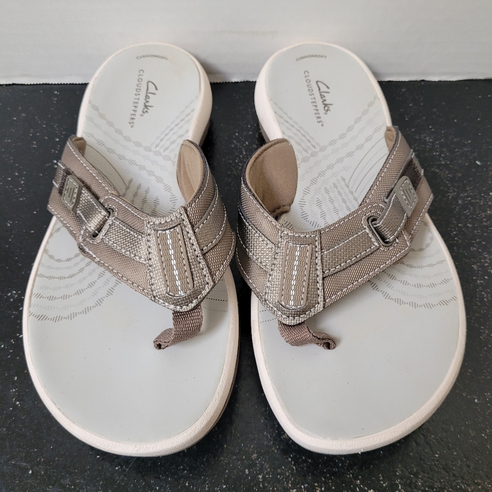 Clarks Taupe Metallic-Strap Women's Toe-Post Sandals